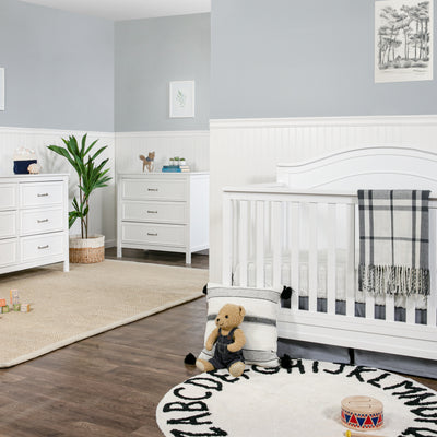 Charlie 4-in-1 Convertible Crib