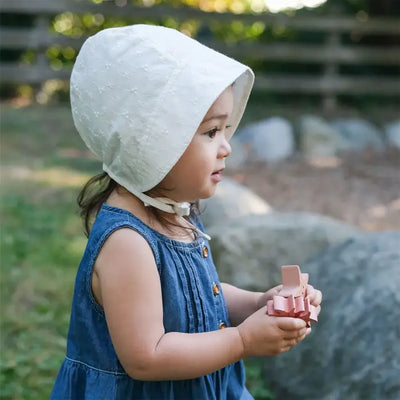 Jan & Jul Bonnet-white eyelet